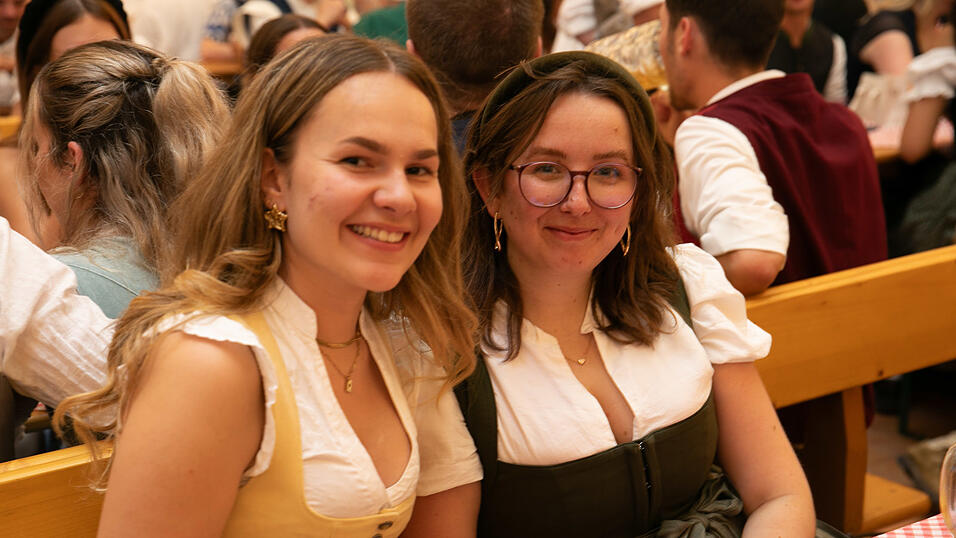Die Partybilder vom Freitag, 8. August, aus dem Festzelt Reisinger. Die Partybilder vom Freitag, 8. August, aus dem Festzelt Reisinger.