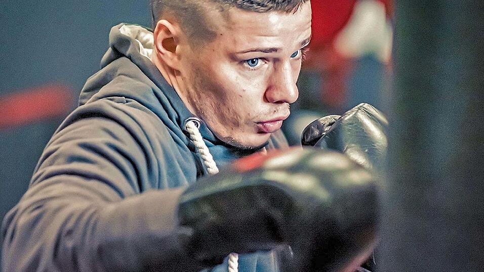 Sein Comeback, das er im Sommer kurzfristig absagen musste, hat Edgar Walth vom Straubinger Boxclub weiter im Visier. Sein Comeback, das er im Sommer kurzfristig absagen musste, hat Edgar Walth vom Straubinger Boxclub weiter im Visier.