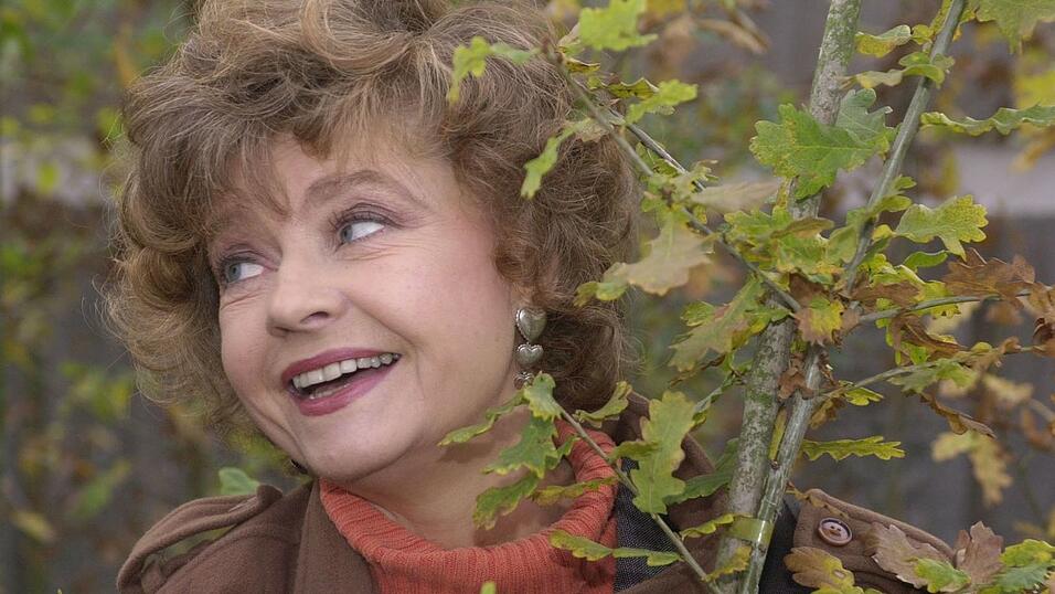 Die britische Schauspielerin Prunella Scales war in ihrer Heimat auch als Umweltschützerin bekannt. (Archivbild von 2001) Die britische Schauspielerin Prunella Scales war in ihrer Heimat auch als Umweltschützerin bekannt. (Archivbild von 2001)