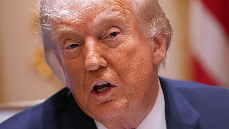 Trump spricht über den aktuellen Stand der Verhandlungen zum Iran-Krieg. Trump spricht über den aktuellen Stand der Verhandlungen zum Iran-Krieg.