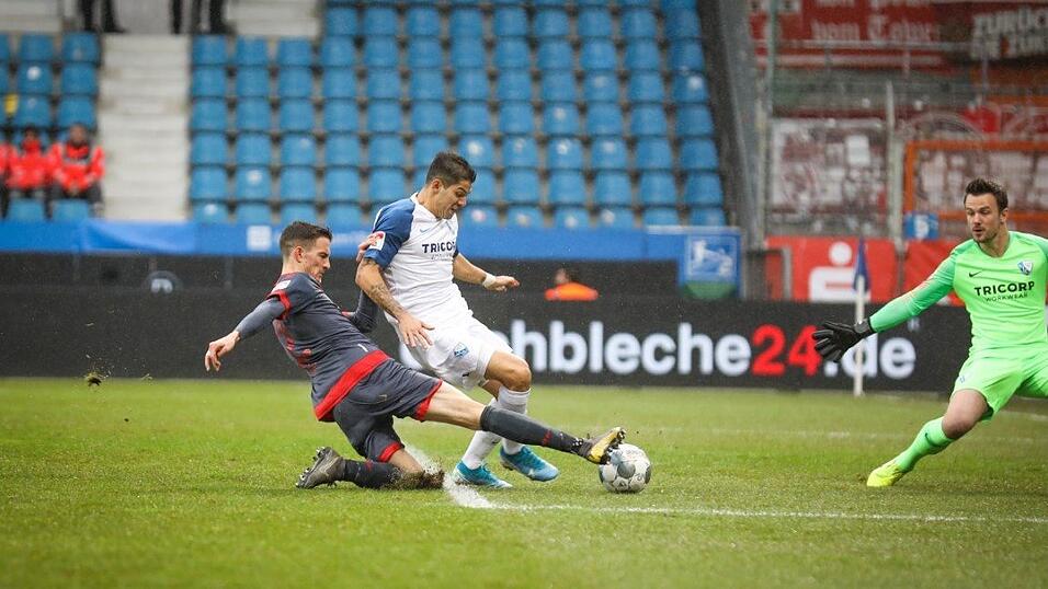 Der SSV Jahn Regensburg gewinnt das letzte Spiel des Jahres in Bochum. Der SSV Jahn Regensburg gewinnt das letzte Spiel des Jahres in Bochum.