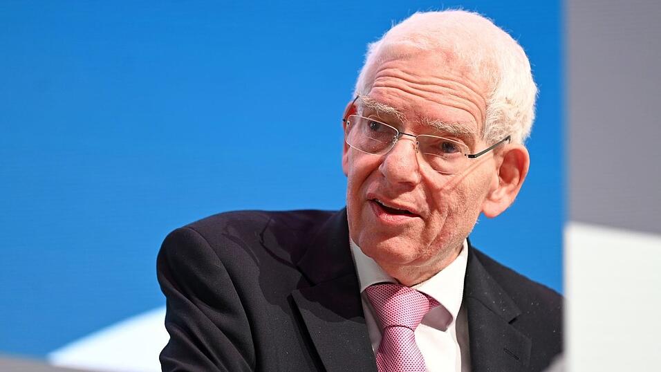 Schuster hält die Linken für unglaubwürdig, was den Kampf gegen Antisemitismus angeht (Archivbild). Schuster hält die Linken für unglaubwürdig, was den Kampf gegen Antisemitismus angeht (Archivbild).