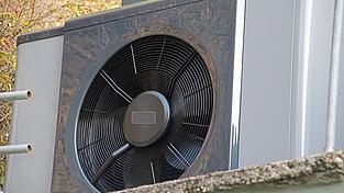 Kann sich eine Wärmepumpe auch in einem Altbau rentieren? Womöglich ja. Kann sich eine Wärmepumpe auch in einem Altbau rentieren? Womöglich ja.