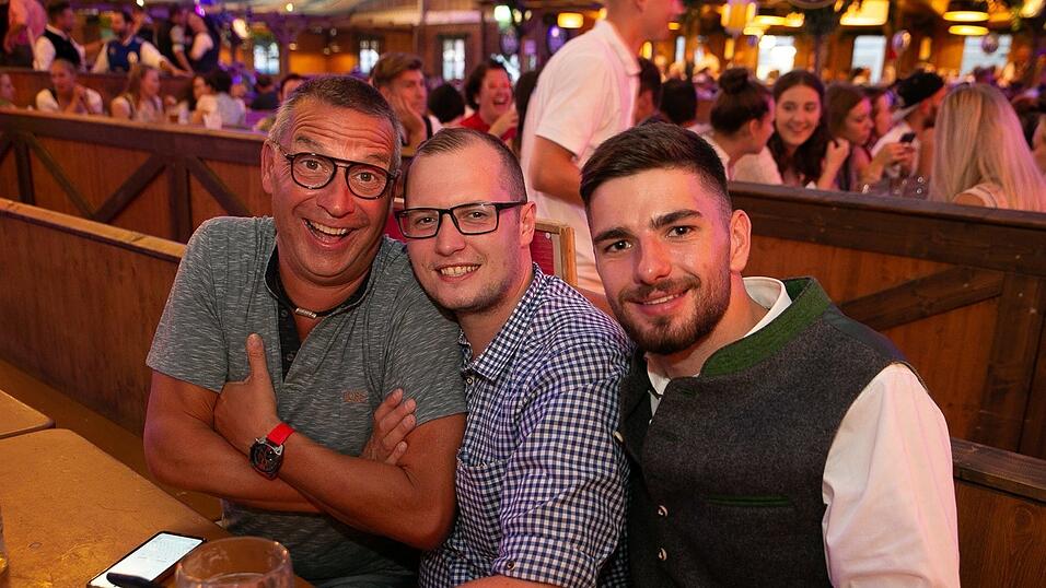 Die Partybilder von Dienstag, 16. August 2022, aus dem Festzelt Wenisch.