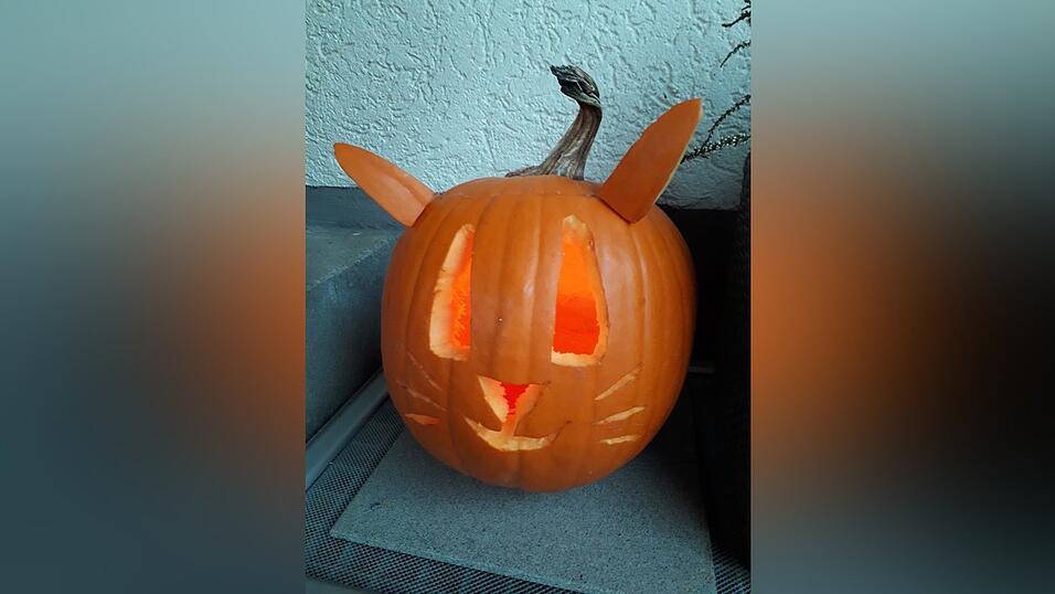Der Halloween-Kürbis kann nach Belieben gestaltet werden...