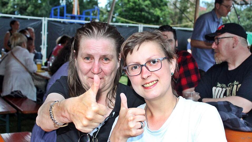 Fotos des&nbsp;ersten Open-Air-Abends auf der Ringelstecherwiese.&nbsp;