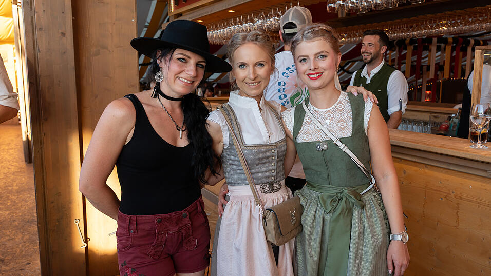 Die Partybilder vom Sonntag, 11. August 2024, aus dem Festzelt Kr&ouml;nner.