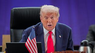 Trump ist derzeit in Asien unterwegs. Trump ist derzeit in Asien unterwegs.