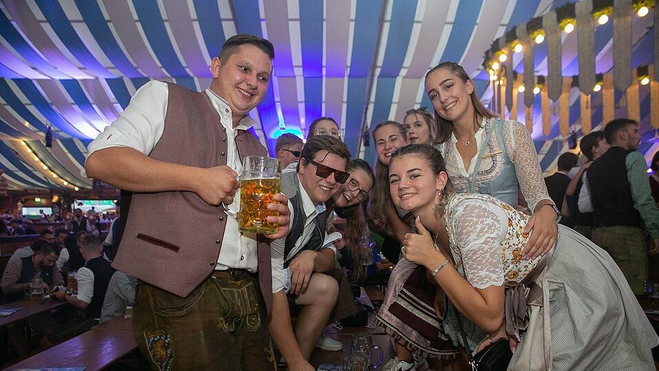 Die Partybilder von Mittwoch, 17. August 2022, aus dem Festzelt Wenisch.