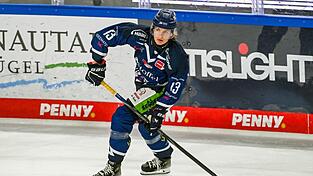 Mario Zimmermann bleibt den Straubing Tigers erhalten. (Archivbild)