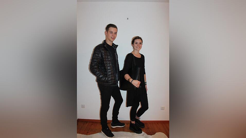 Outfits für Schule oder Arbeit.