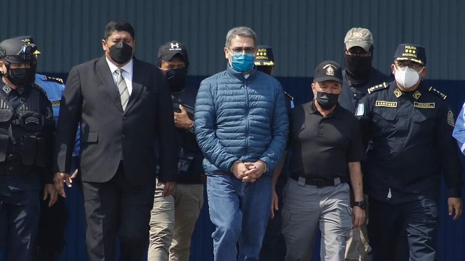 Trump will den als Drogendealer verurteilten Ex-Präsidenten von Honduras begnadigen