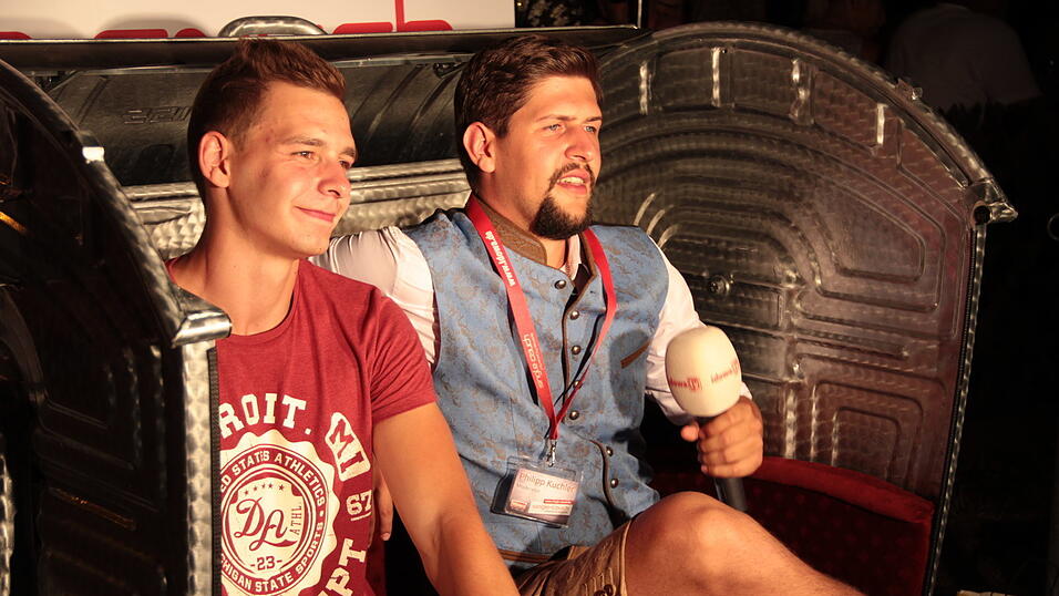 Schnappsch&uuml;sse von der Single-Couch(Foto: Paul Przybilla)