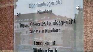 Vor dem OLG Nürnberg ist die Berufung nach dem Urteil des Landgerichts Regensburg im Verfahren zwischen einem ehemaligen Domspatz und dem Bistum Regensburg eingegangen. (Symbolbild) Vor dem OLG Nürnberg ist die Berufung nach dem Urteil des Landgerichts Regensburg im Verfahren zwischen einem ehemaligen Domspatz und dem Bistum Regensburg eingegangen. (Symbolbild)