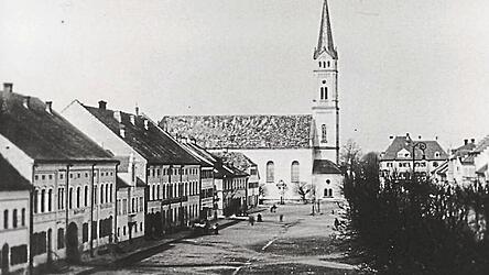 Vor &uuml;ber 100 Jahren waren auf Preysing- und Ludwigplatz weit und breit keine Autos zu sehen.
