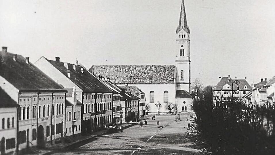 Vor &uuml;ber 100 Jahren waren auf Preysing- und Ludwigplatz weit und breit keine Autos zu sehen.