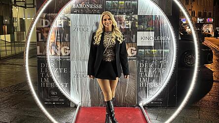 Melissa Schneider stand nicht nur beim Filmdreh in Bad Kötzting im Rampenlicht: Bei den Hofer Filmtagen lief sie mit den Filmstars über den roten Teppich. Melissa Schneider stand nicht nur beim Filmdreh in Bad Kötzting im Rampenlicht: Bei den Hofer Filmtagen lief sie mit den Filmstars über den roten Teppich.