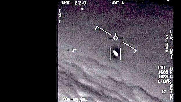 Ein unidentifiziertes Flugobjekt, das von einem Piloten der US-Marine gesichtet wurde.