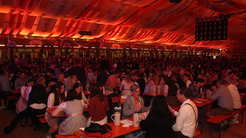 Die sch&ouml;nsten Bilder vom 21. Starkbierfest in Landshut.