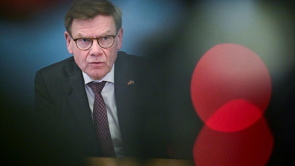 Auch die Bundesregierung greift den KI-Trend um den Pinguin auf. (Archivbild) Auch die Bundesregierung greift den KI-Trend um den Pinguin auf. (Archivbild)