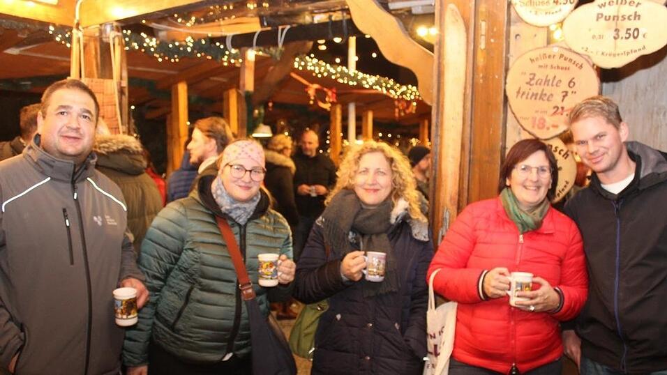 Es weihnachtet in Landshut. Am Donnerstag ist der Christkindlmarkt feierlich er&ouml;ffnet worden.