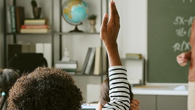 Sch&uuml;ler d&uuml;rfen bei der Meinungsbildung nicht beeinflusst werden.