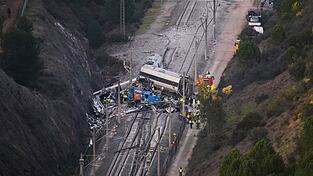 Nach dem schweren Zugungl&uuml;ck in S&uuml;dspanien werden nun Details zu den Opfern bekannt.