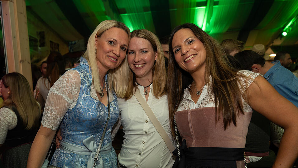 Die Partybilder vom Samstag, 12. August 2023, aus dem Festzelt Reisinger. Die Partybilder vom Samstag, 12. August 2023, aus dem Festzelt Reisinger.