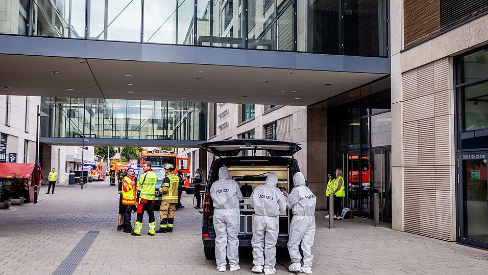 Das Einkaufszentrum wurde zwischenzeitlich abgesperrt. Das Einkaufszentrum wurde zwischenzeitlich abgesperrt.