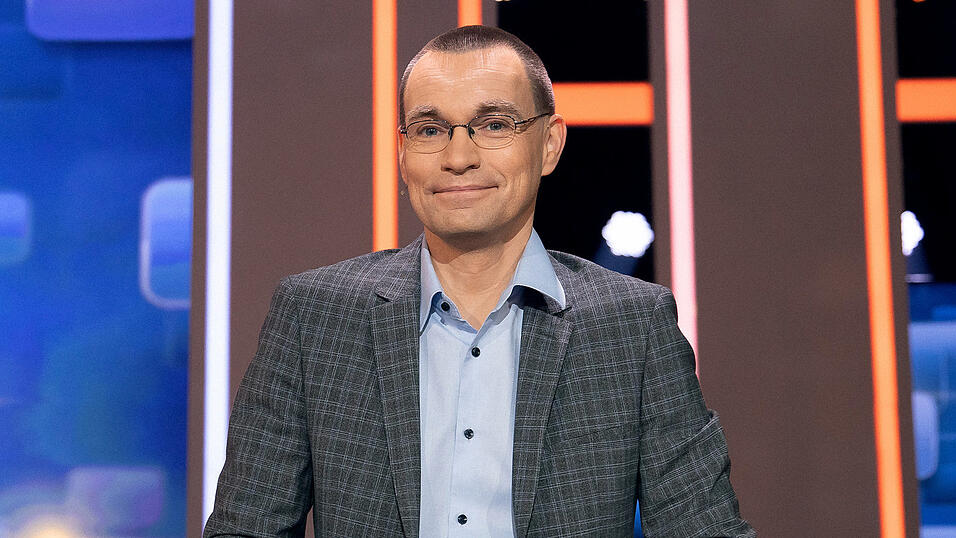 So kennen ihn die Zuschauer: Quiz-Ass Thorsten Zirkel im Quizduell-Olymp. Der Wahl-Neufahrner gestaltete das 19. T&uuml;rchen.