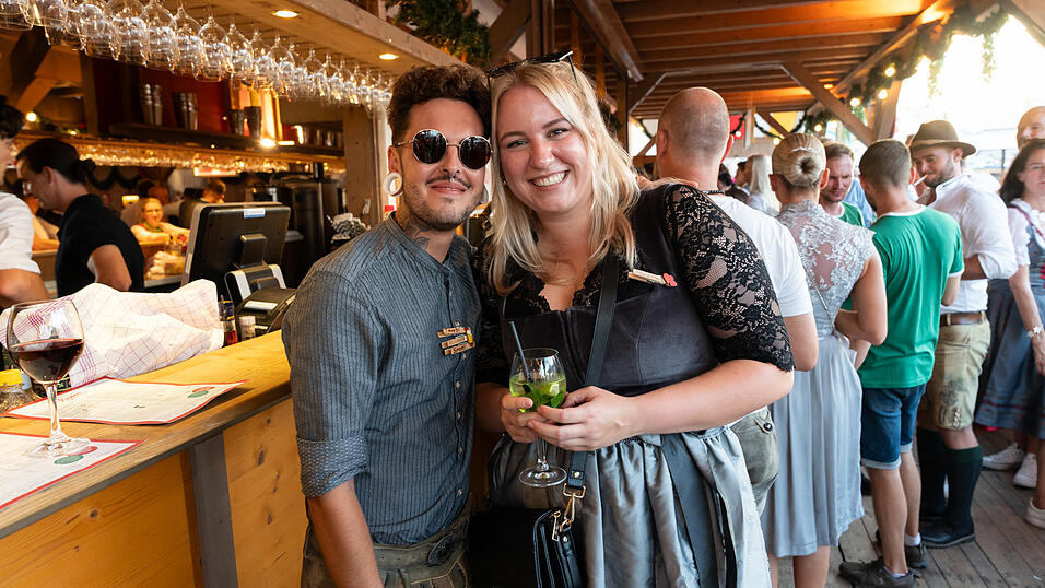 Die Partybilder vom Freitag, 16. August 2024, aus dem Festzelt Kr&ouml;nner.