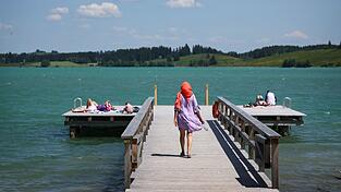 In Bayern gibt es 375 EU-Badestellen, die in der Badesaison regelm&auml;&szlig;ig untersucht werden. (Archivbild)
