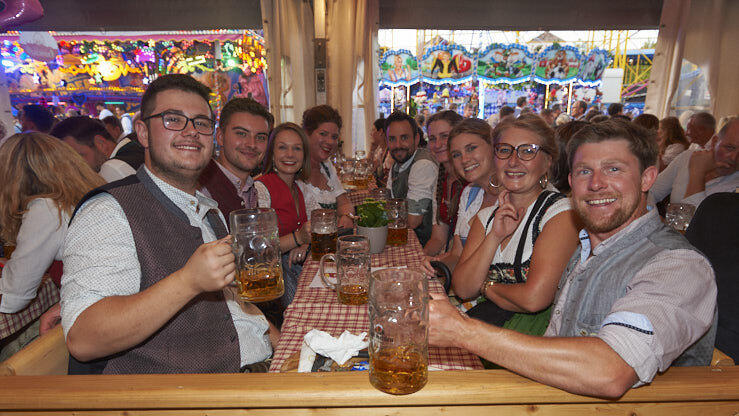 Die Partybilder vom Freitag, 12. August 2022, aus dem Festzelt Lechner.