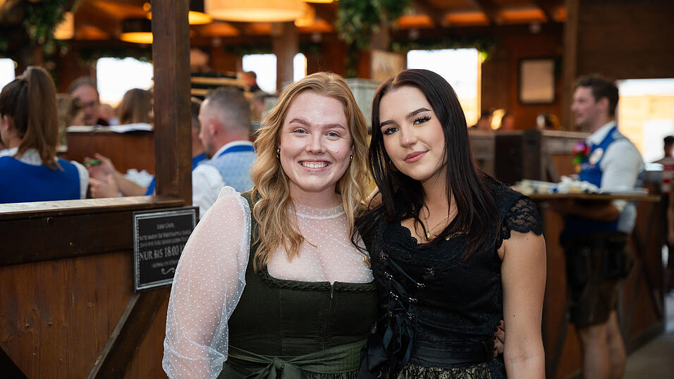 Die Partybilder vom Donnerstag, 13. August, aus dem Festzelt Wenisch. Die Partybilder vom Donnerstag, 13. August, aus dem Festzelt Wenisch.