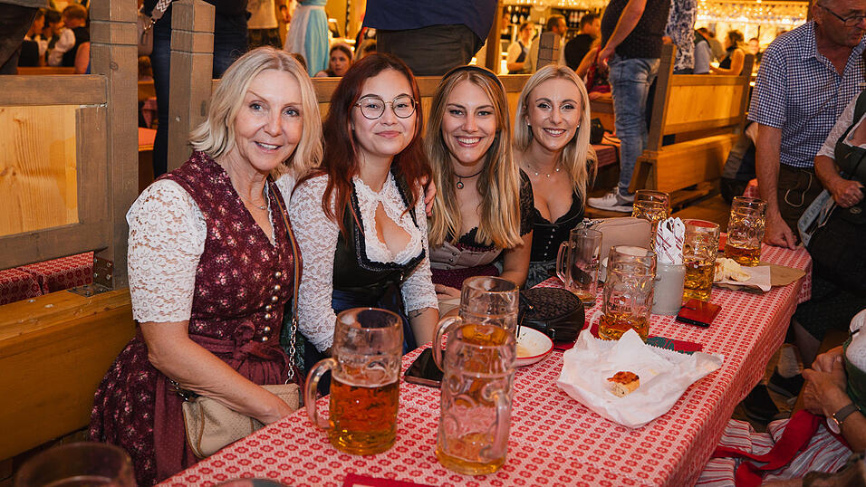 Die Partybilder vom Sonntag, 18. August, aus dem Festzelt Kr&ouml;nner.