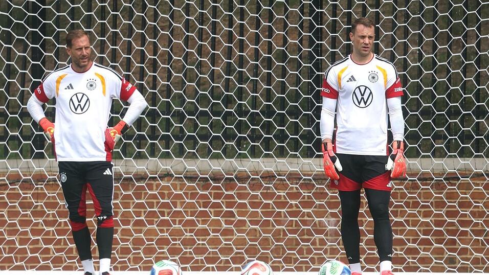Stellvertreter Baumann und Stammkeeper Neuer waren bei der WM dabei. (Archivbild) Stellvertreter Baumann und Stammkeeper Neuer waren bei der WM dabei. (Archivbild)