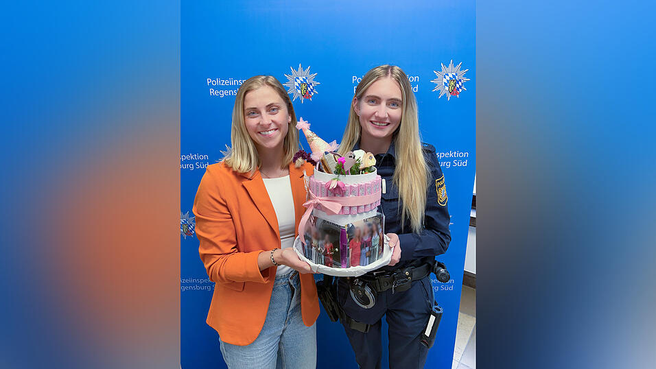 Die kreative Torte und ihre rechtm&auml;&szlig;ige Besitzerin (links) konnten dank eines ehrlichen Finders und der Polizei wieder vereint werden.&nbsp;