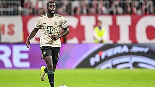 Verteidiger Dayot Upamecano spielt eine starke Saison beim FC Bayern. (Archivbild)