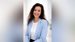 Kerstin Feistauer, freiberufliche Hebamme, Heilpraktikerin und Eventmanagerin, veranstaltet am 7. und 8. M&auml;rz die &bdquo;1. Deggendorfer Gesundheitsmesse&ldquo; in der Stadthalle.