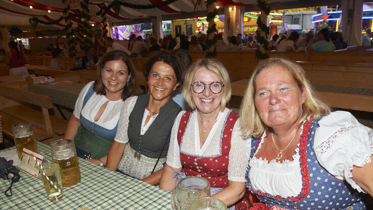Die Partybilder vom Dienstag, 15. August 2023, aus dem Festzelt Lechner.