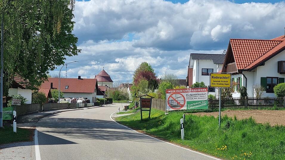 Die Freude &uuml;ber den Tennet-Entscheid h&auml;lt sich in Niederachdorf wohl in Grenzen.