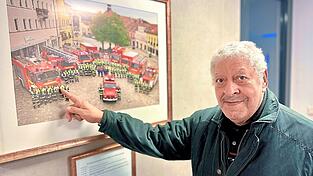 „Hier bin ich“: Gesellschaftliche Anerkennung musste sich Heinz Kummert hart erarbeiten. Deshalb ist er besonders stolz auf sein jahrzehntelanges Engagement bei der Stadtfeuerwehr ...