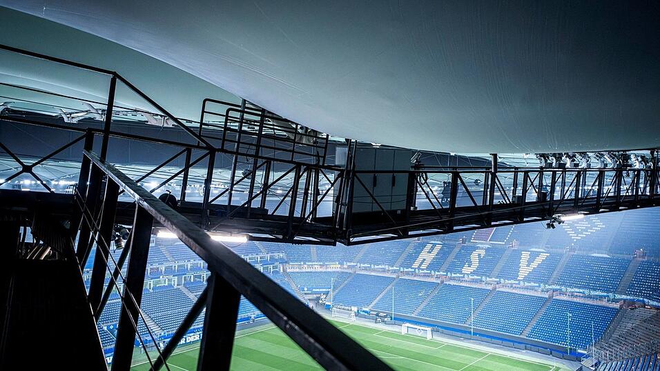 Statikprobleme am Dach des Volksparkstadions f&uuml;hrten zur Absage des Spiels Hamburger SV gegen Bayer 04 Leverkusen. Jetzt gab es Entwarnung f&uuml;r die Partie der Hamburger gegen M&ouml;nchengladbach.