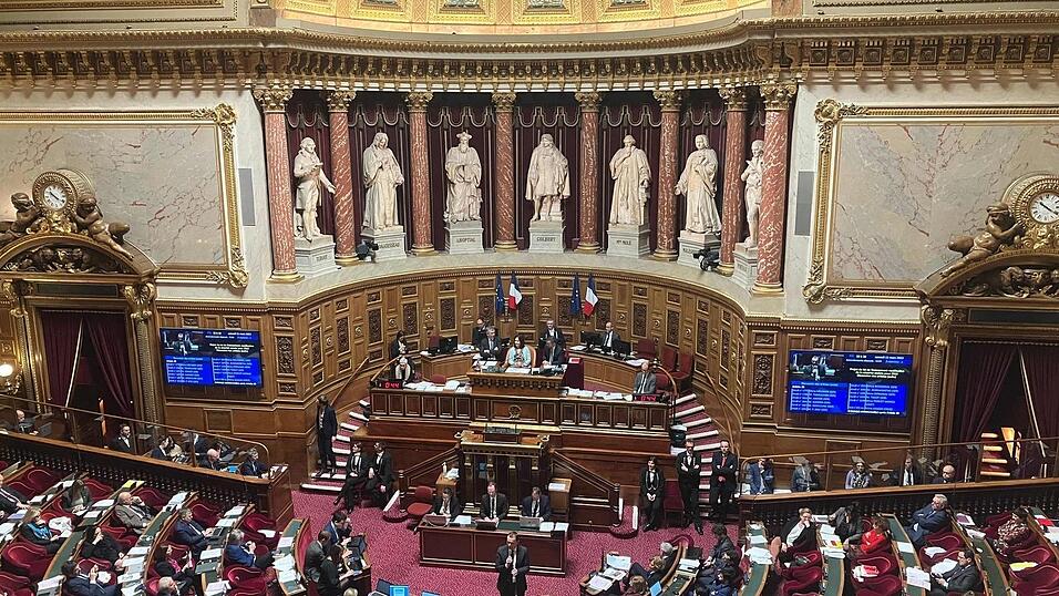 Frankreichs Senat wird etwa zur Hälfte neu gewählt. (Archivbild) Frankreichs Senat wird etwa zur Hälfte neu gewählt. (Archivbild)