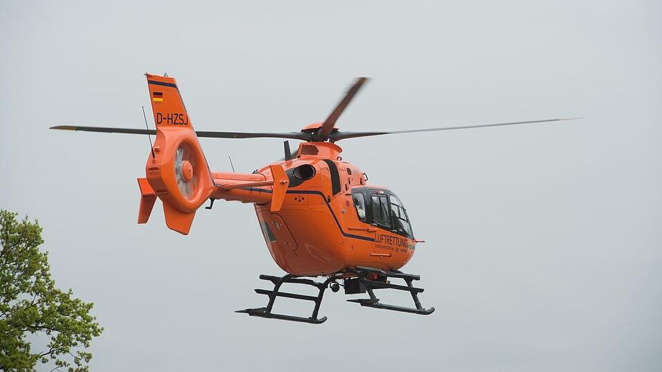 Auch ein Rettungshubschrauber war im Einsatz. (Symbolbild) Auch ein Rettungshubschrauber war im Einsatz. (Symbolbild)