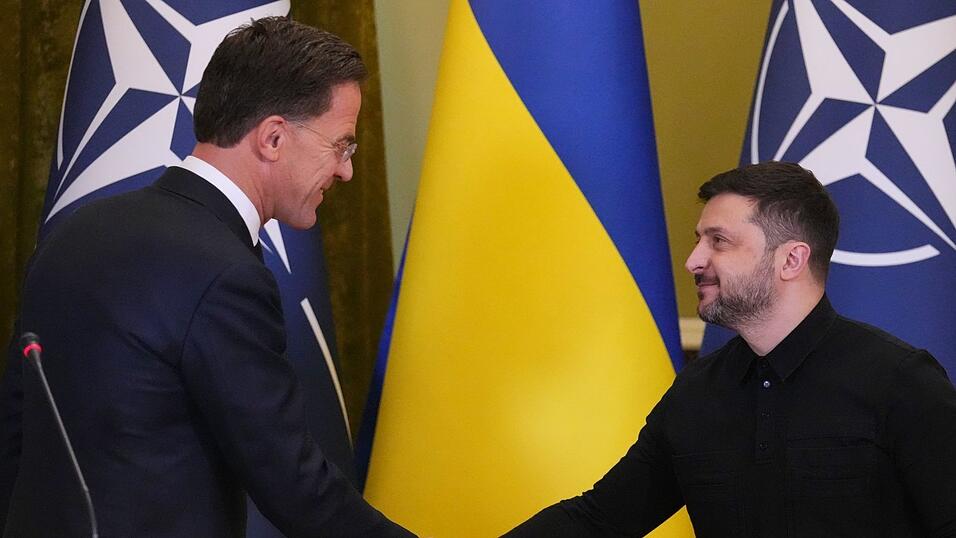 Nato-Generalsekret&auml;r Rutte sagte der Ukraine Solidarit&auml;t zu.