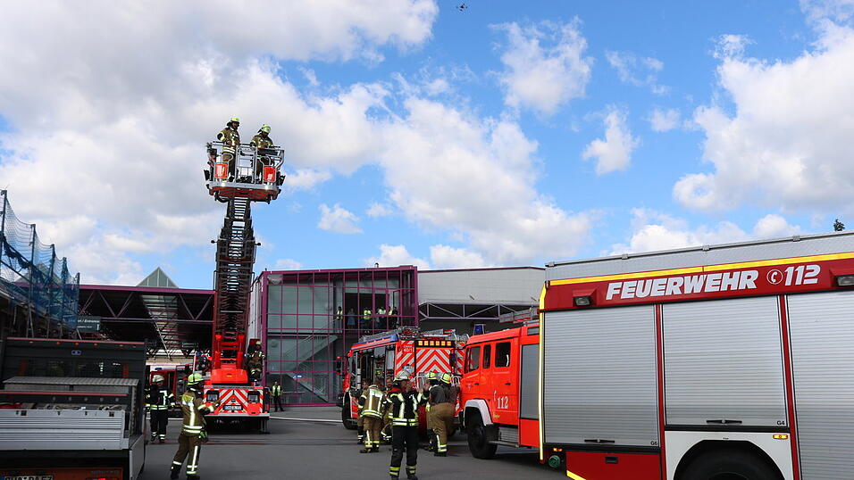 Rund 150 Einsatzkr&auml;fte&nbsp;aus der Region waren im vor Ort.