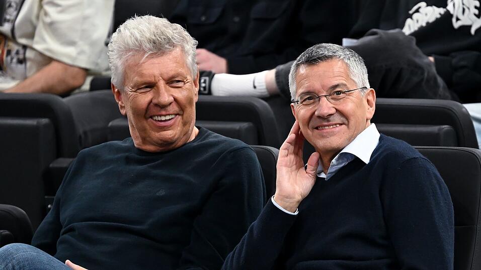 Dieter Reiter mit Bayern-Pr&auml;sident Herbert Hainer. (Archivbild)