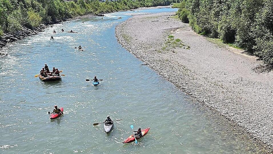Aktives Vereinsleben: An den Kanu-Erlebnistage in Kössen nahmen heuer 72 Kanuten teil. Aktives Vereinsleben: An den Kanu-Erlebnistage in Kössen nahmen heuer 72 Kanuten teil.
