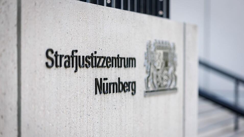 Das Motiv f&uuml;r die Tat war demnach ein erbitterter Streit zwischen den beiden Familien, nachdem sich die junge Frau von dem heute 27-J&auml;hrigen getrennt hatte.